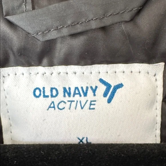 Old Navy Water-Resistant Narrow-Channel Quilted Long Puffer Coat - Black - XL - Picture 3 of 10